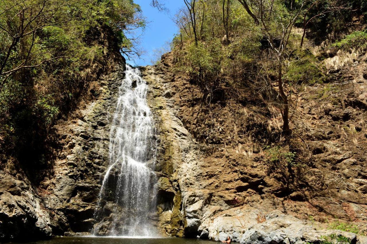 Hotel La Cascada بونتاريناس المظهر الخارجي الصورة