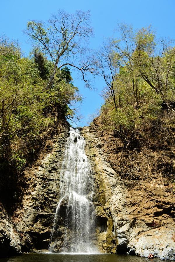Hotel La Cascada بونتاريناس المظهر الخارجي الصورة