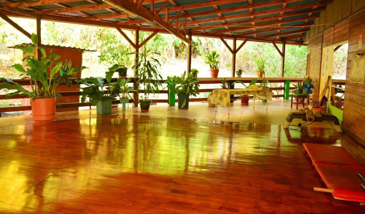 Hotel La Cascada بونتاريناس المظهر الخارجي الصورة
