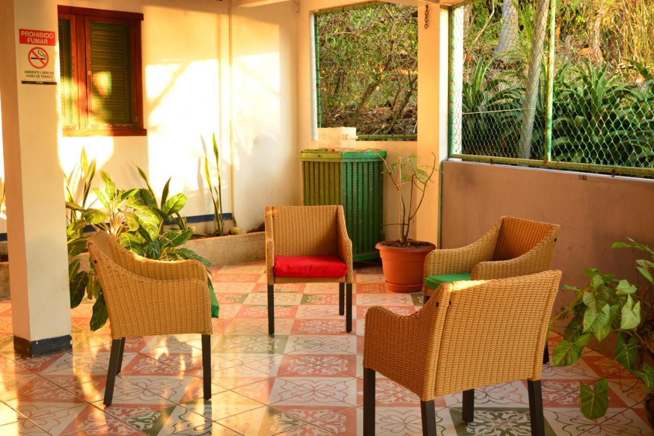 Hotel La Cascada بونتاريناس المظهر الخارجي الصورة