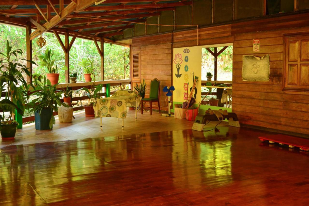 Hotel La Cascada بونتاريناس المظهر الخارجي الصورة
