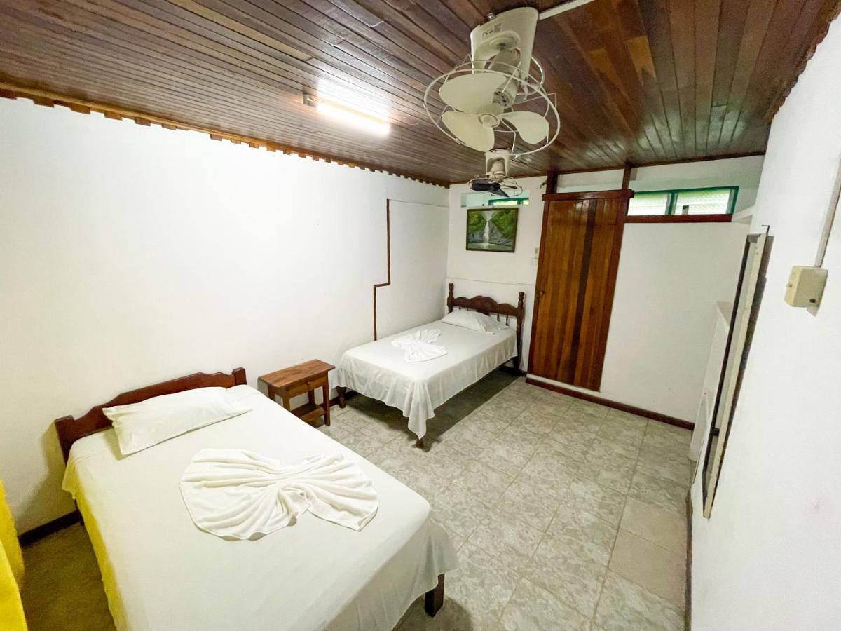 Hotel La Cascada بونتاريناس المظهر الخارجي الصورة